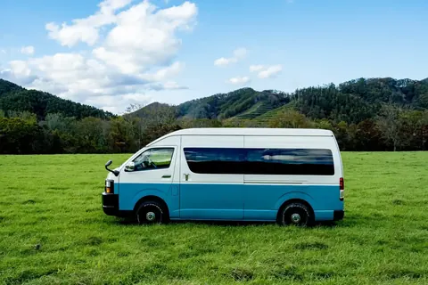 Moving Inn HIACE KAR 外観
