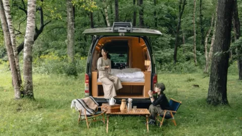 HIACE LX（Moving Inn の車両）