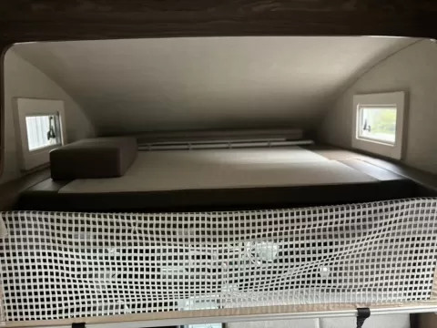 カムロード（コルドバンクス）（R230 Car Share の車両）