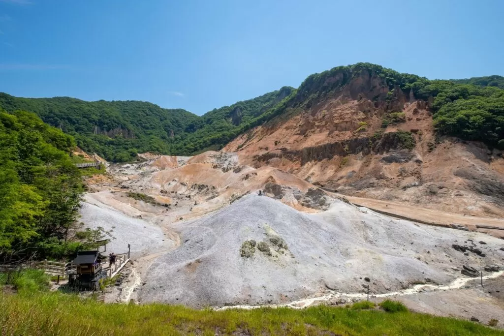 登別温泉の地獄谷